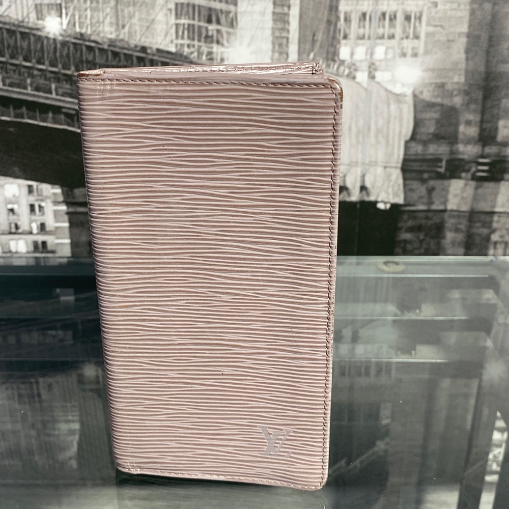 Authentic Rare Louis Vuitton Epi Checkbook Holder Wallet - Picture 7 of 15